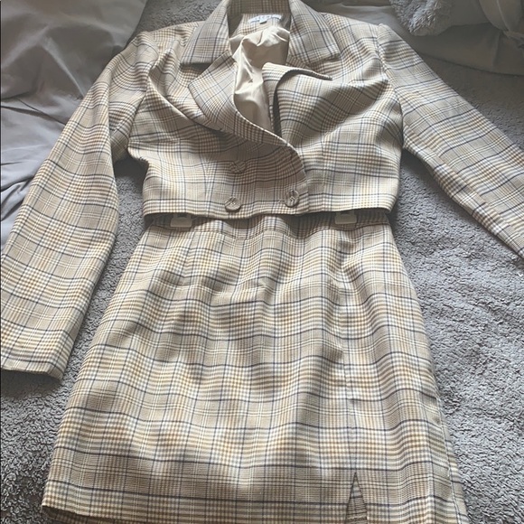 COPY - Blazer set from forever 21 - Picture 3 of 4